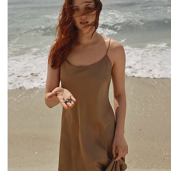 J. Crew Gwyneth slip dress in luster charmeuse satin in Size 2 - Picture 12 of 15